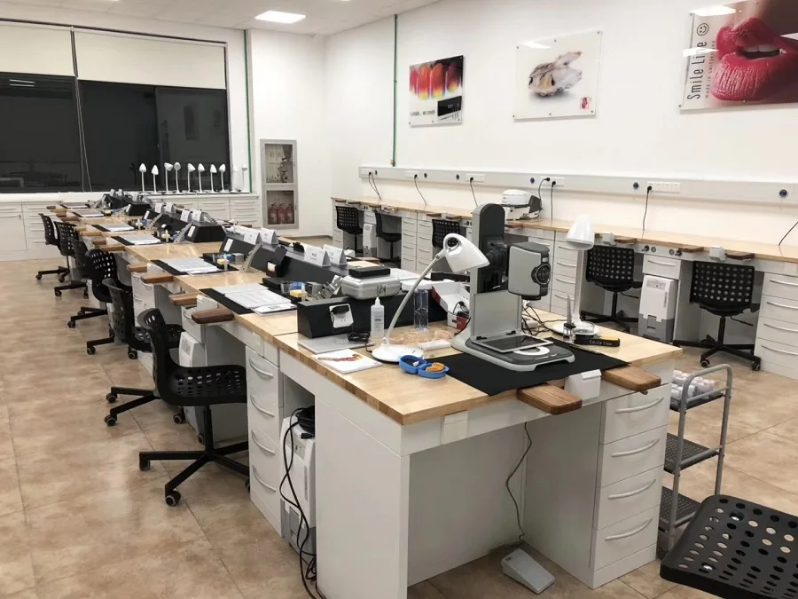 Cutting Clear Aligner Cutting Orthodontics Aligner Cutting Machine For