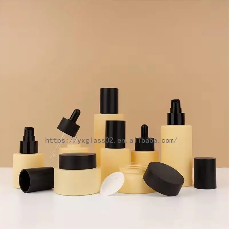 Custom round flat shoulder dropper /pump/cream glass bottles cosmetic set  custom color 50ml100ml120ml150ml30g50g manufacture