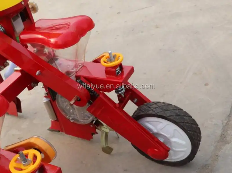 corn planter (5).jpg