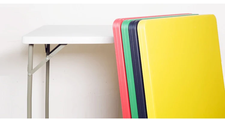 square plastic table.jpg