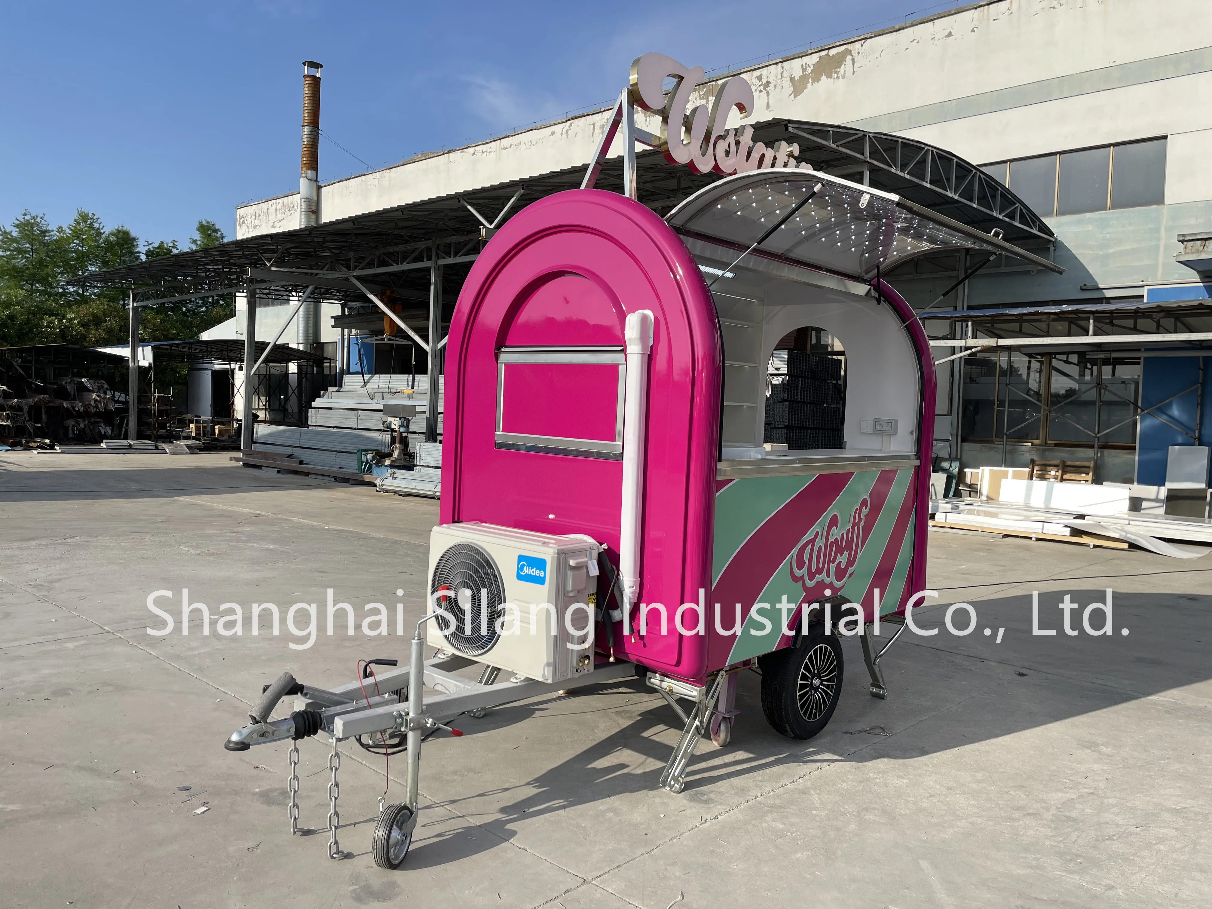 MAICHE Customized Mobile Wooden Food Trailer Truck Candy Cart Retail Bar supplier