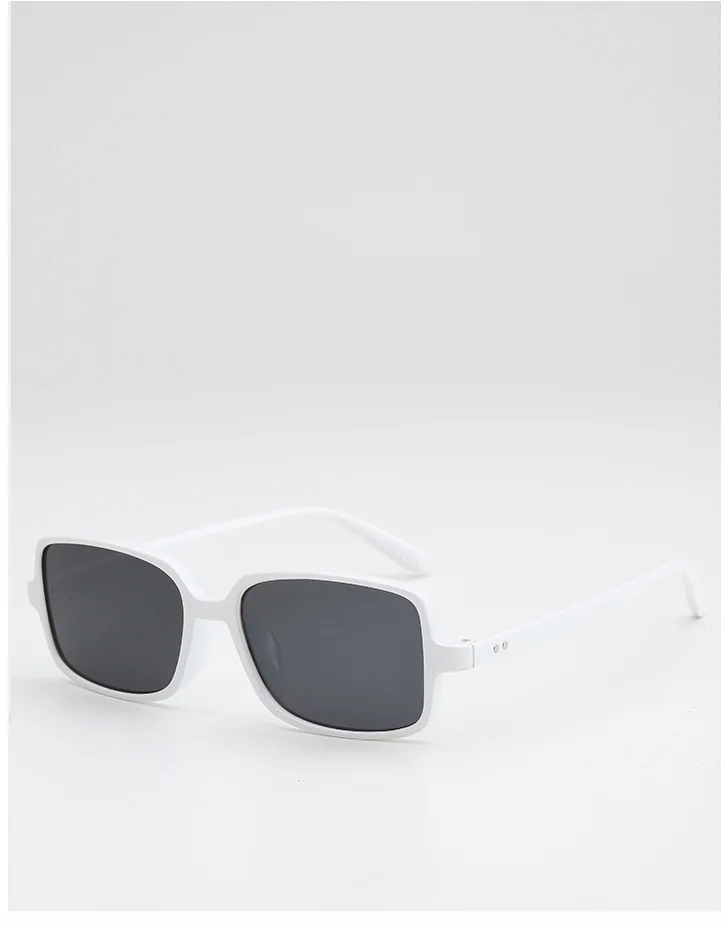 2026 New Cross-Border Vintage Square Sunglasses European And American Fashion Simple Rivet Unisex Flat Lens UV400 Full_voghion.com