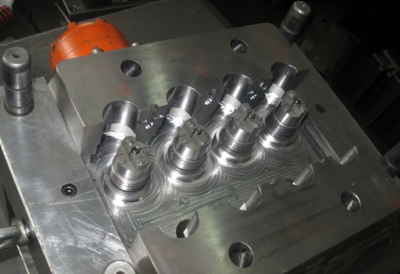 Cheap Plastic Injection Thread Insert Mould for Mould Maker