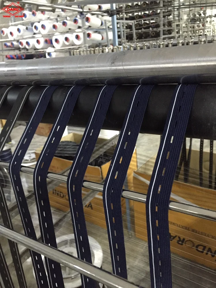 LACE KNITTING CROCHET MACHINE 06.jpg