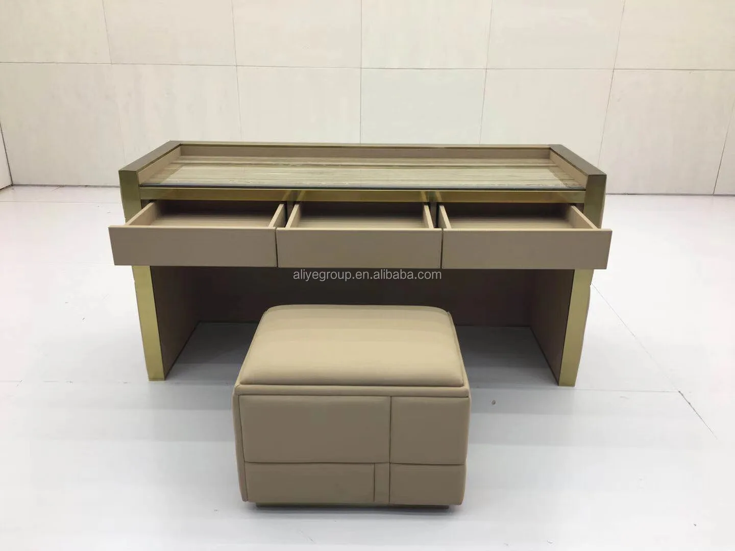 Nuevo Modelo De Lujo De Italia Muebles De Dormitorio Cama Para Uso En