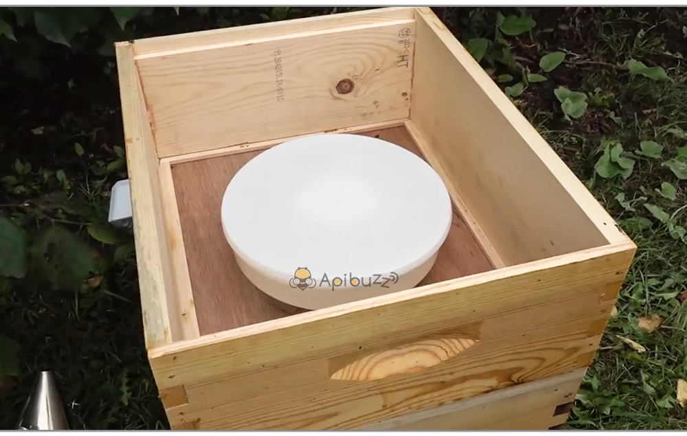 Rapid Top Hive Round Bee Feeder Beekeeping Feeding Apiculture Equipment