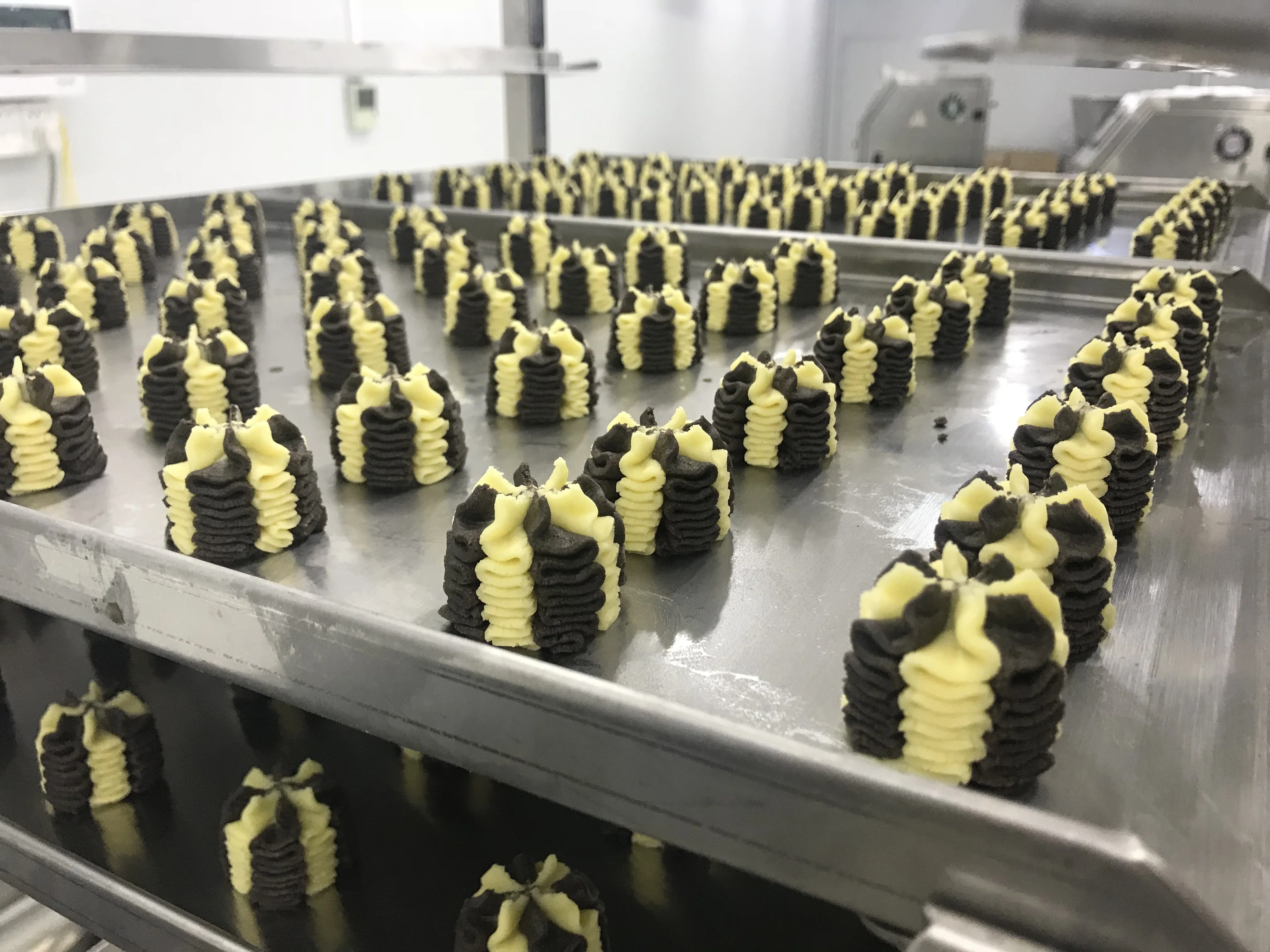 cookie making machine.jpg