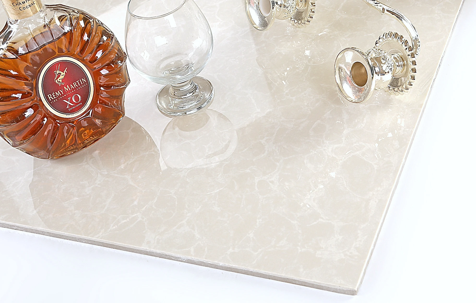 60x60cm Modern  Porcelanato Polished Homogenous Floor Tiles Prices in Ghana