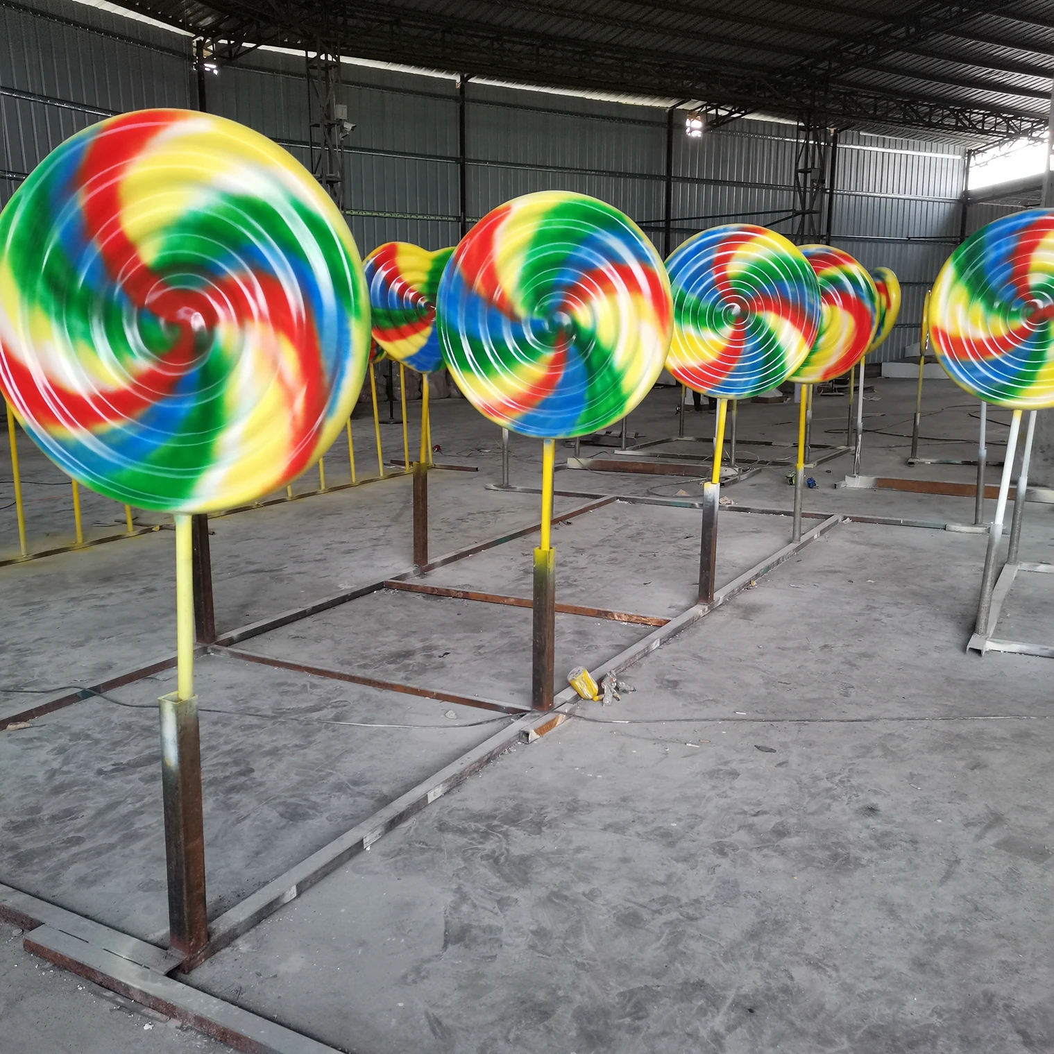 Decorative Artificial Fiberglass Candy Swirl Lollipops For Christmas