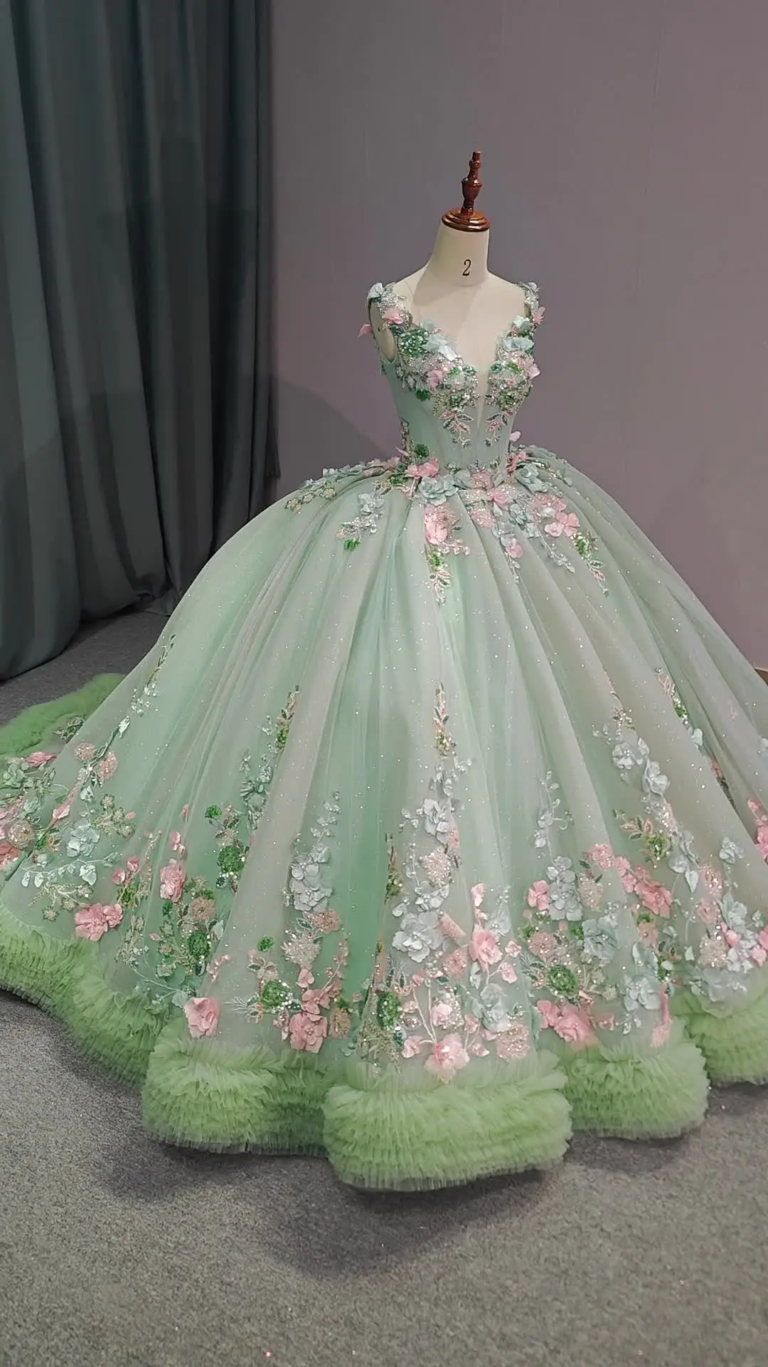Green Tulle 3D Flowers Quinceanera Dresses Pageant Graduation Formal Prom Gowns Stitching Ruffles Princess Dress 1229 Green Tulle 3D Flowers Quinceanera Dresses Pageant Graduation Formal Prom Gowns Stitching Ruffles Princess Dress 1229