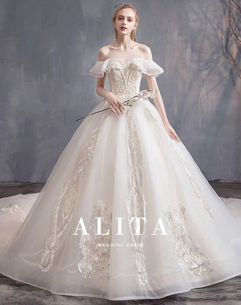 The latest design princess neckline off-the-shoulder wedding dress beautiful PROM dress