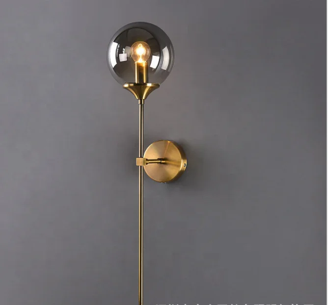 Antique Design Home Decoration Brass Base Amber Globe Glass Shade Indoor Wall Light for Bedroom