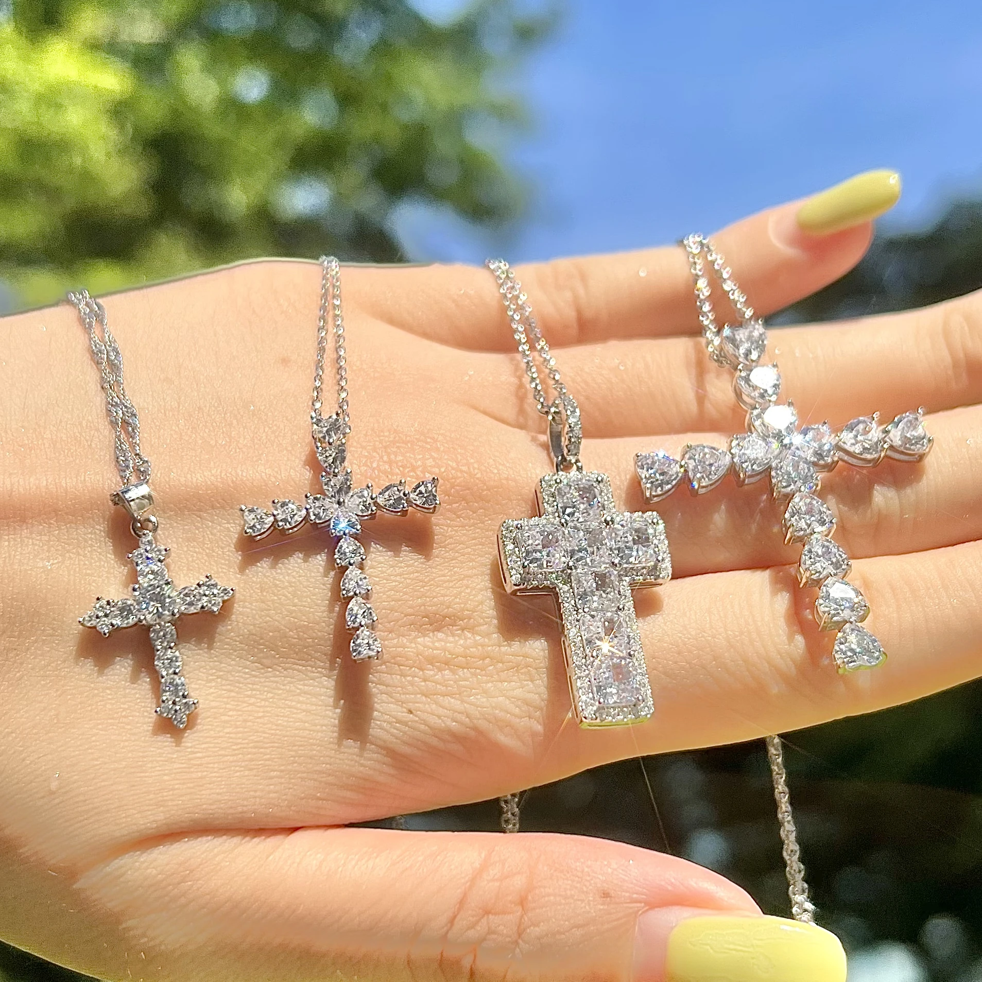 Y2K 925 Sterling Silver Cross Pendant Necklace with Gold Clasp