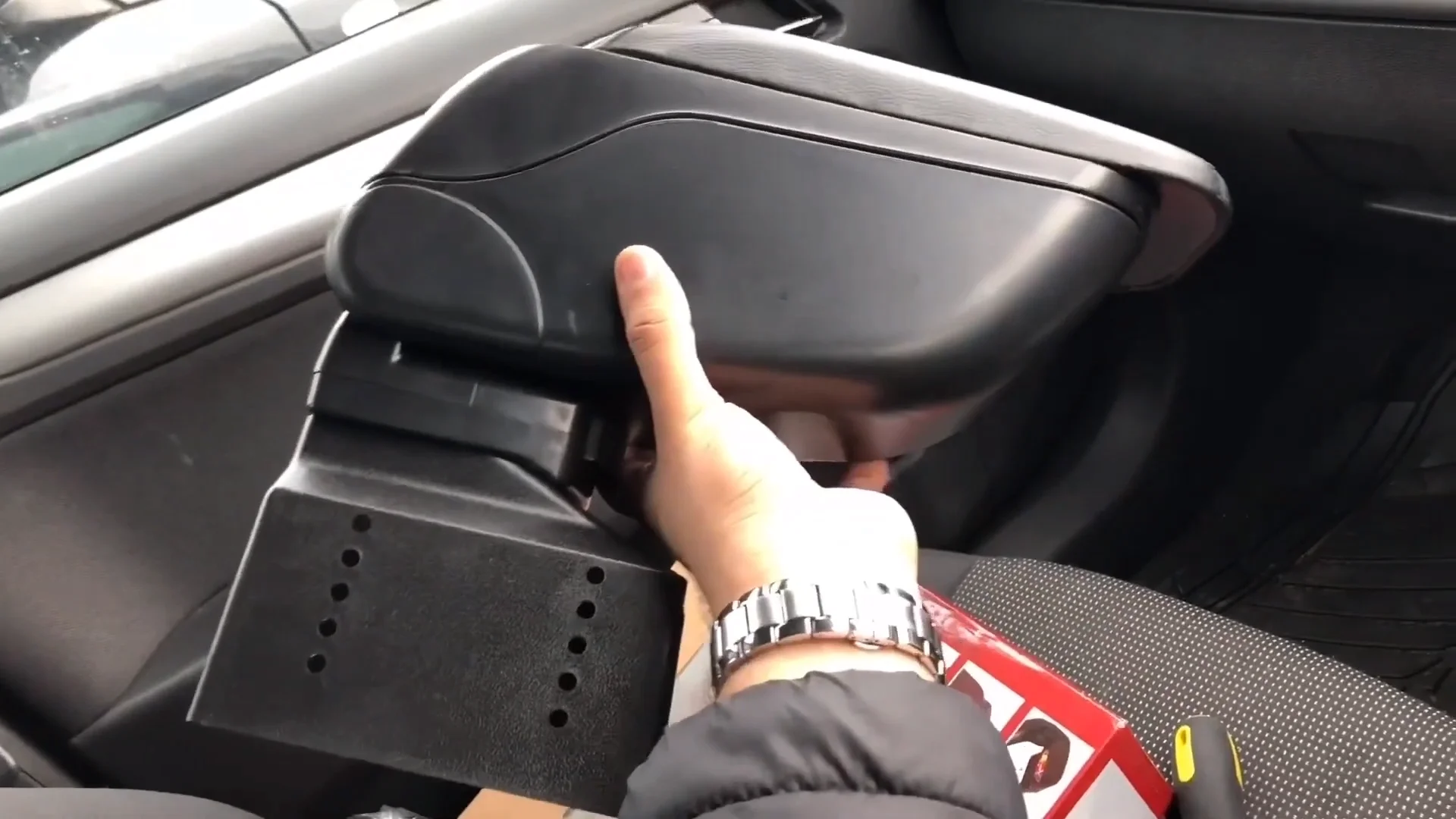 Universal Portable Automobile Car Seat Armrest Accessories Box Cover