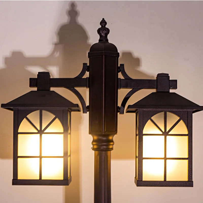 Garden Light waterproof solar street lamp with intelligent light control and radar sensor