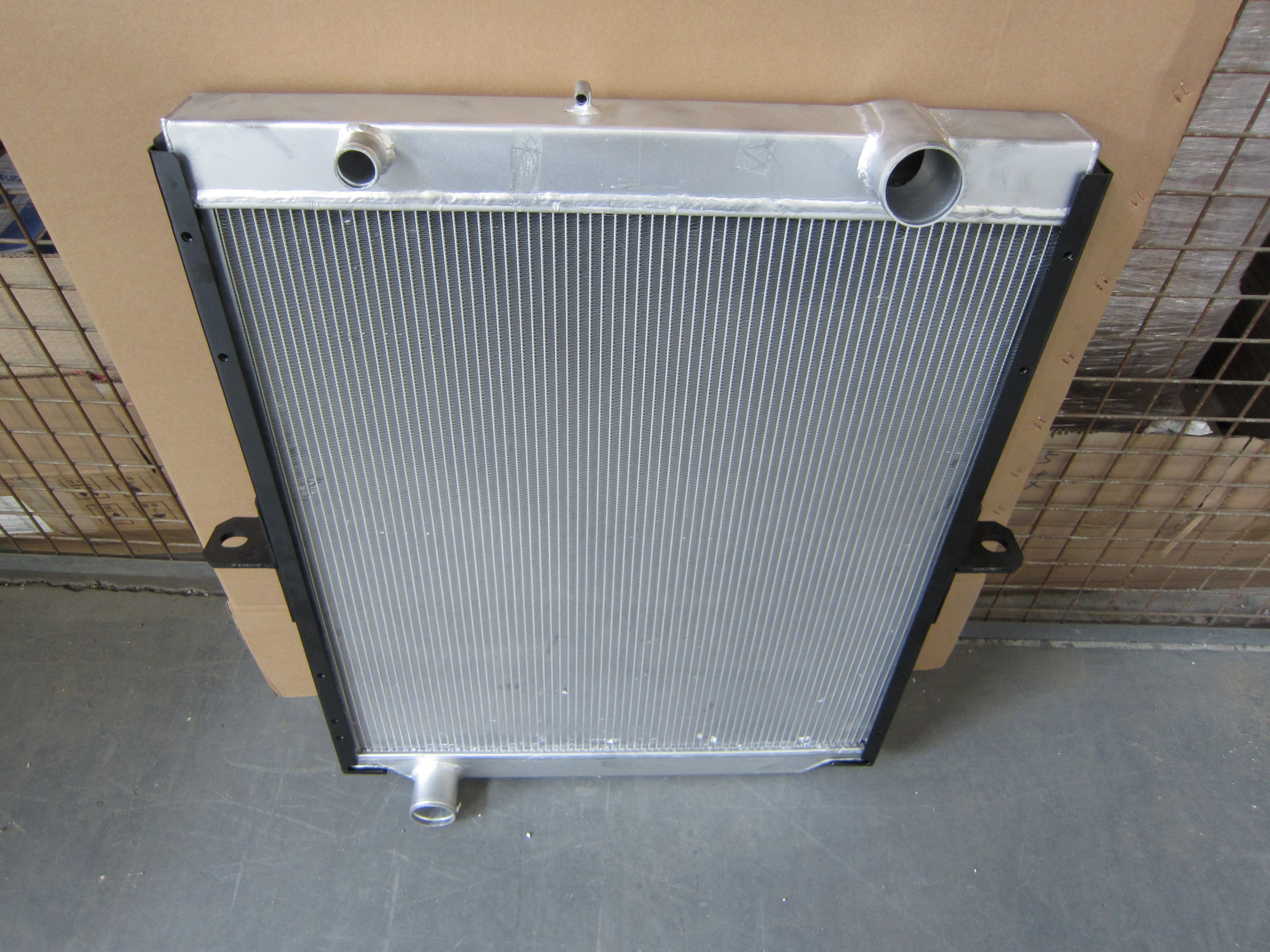 104160ge Radiator Golden Sun Radiator - GIGA CXZ 10PE1 Truck Cooling Solution
