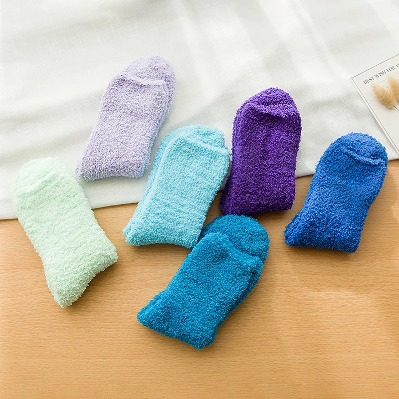 Women's Coral Velvet Socks Solid Color Medium Tube Terry Socks Autumn