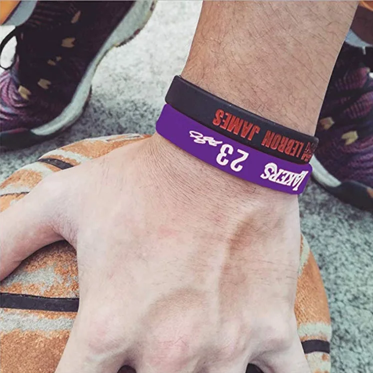 bracelet 1.png
