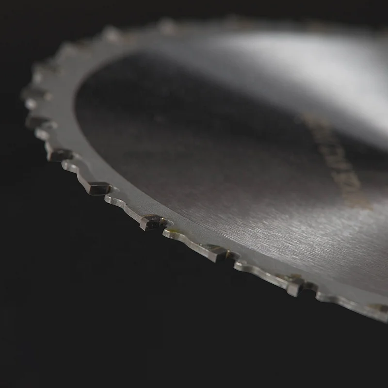 Saw blade073015.jpg