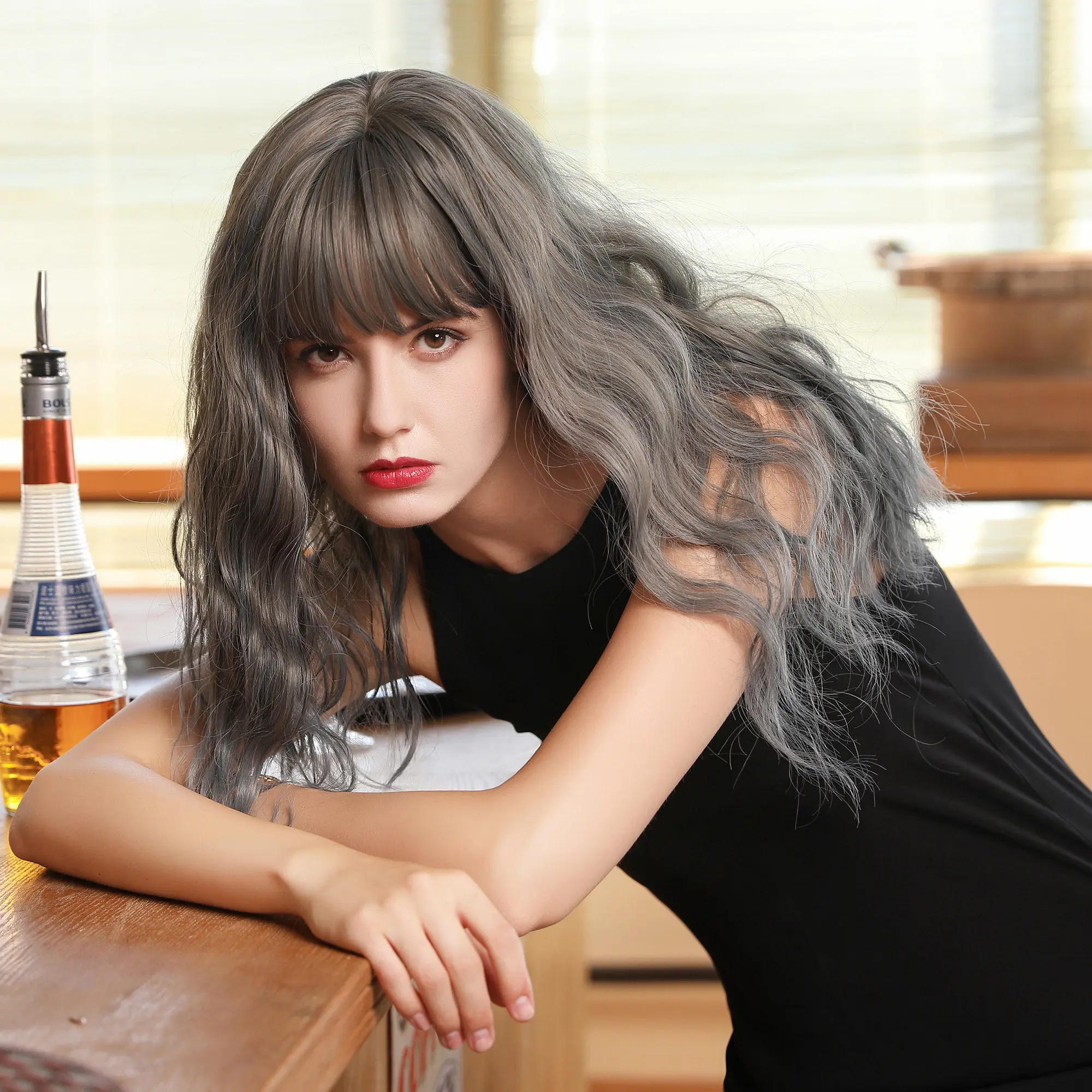 英特尔美丽的假发头发合成耐热假发卷曲