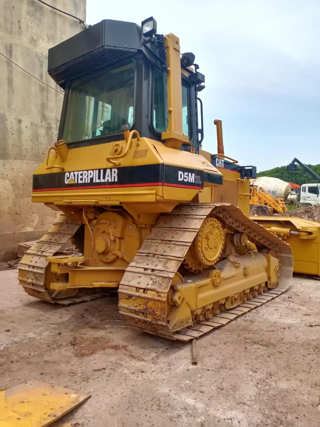 Caterpillar Cat D5m Bulldozer Hydraulic Crawler Excavator With Low
