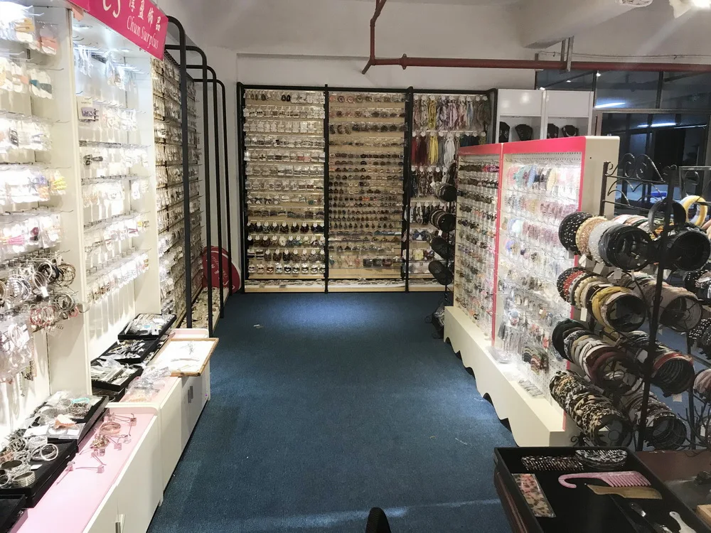 Acrylic Hair Claw Clips Large Size Geometric Hollow Matte Hair Claw For