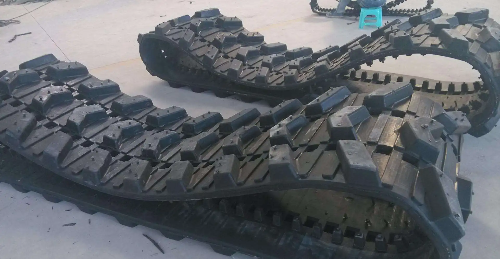 挖掘机农业收割机橡胶履带 180*72*50