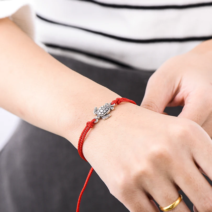 lovers loot red bracelet