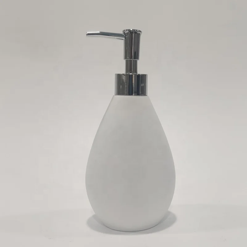 White Resin Bathroom Accessories Set For Home And Hotel Bathroom Set Wash Room Accessories