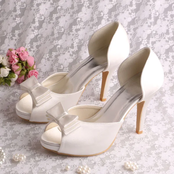 ivory shoes and bag to match