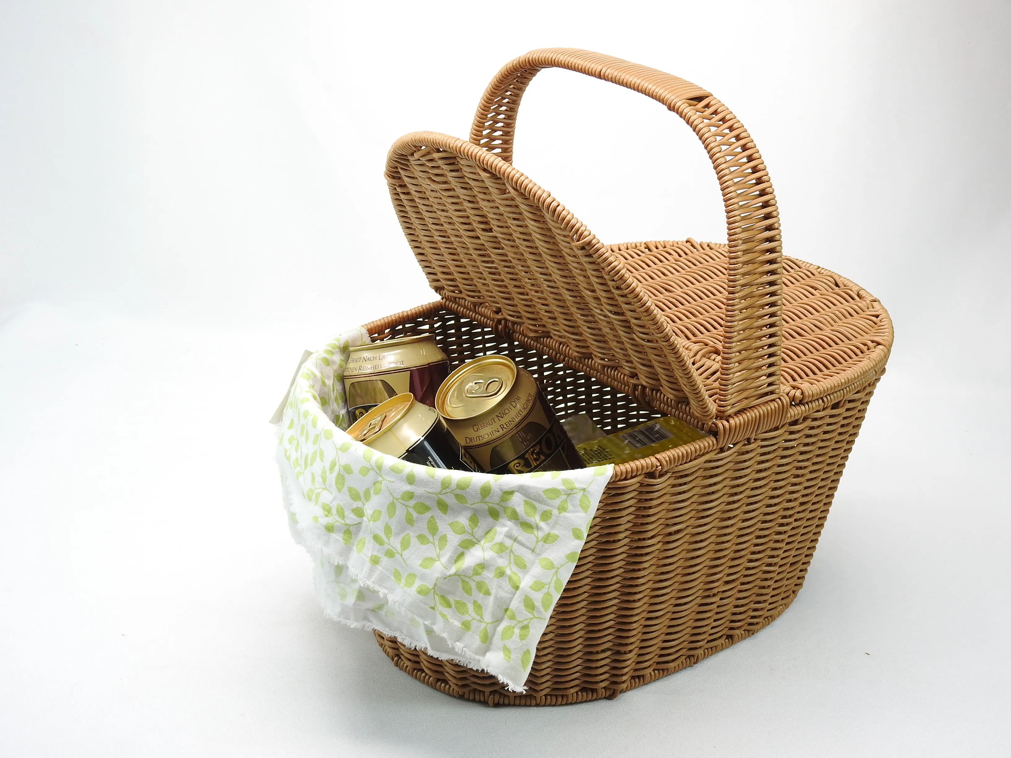 Rattan Picnic Basket With Covers And Handles Can For Travel Outside Buy Rattan Picnic Basket