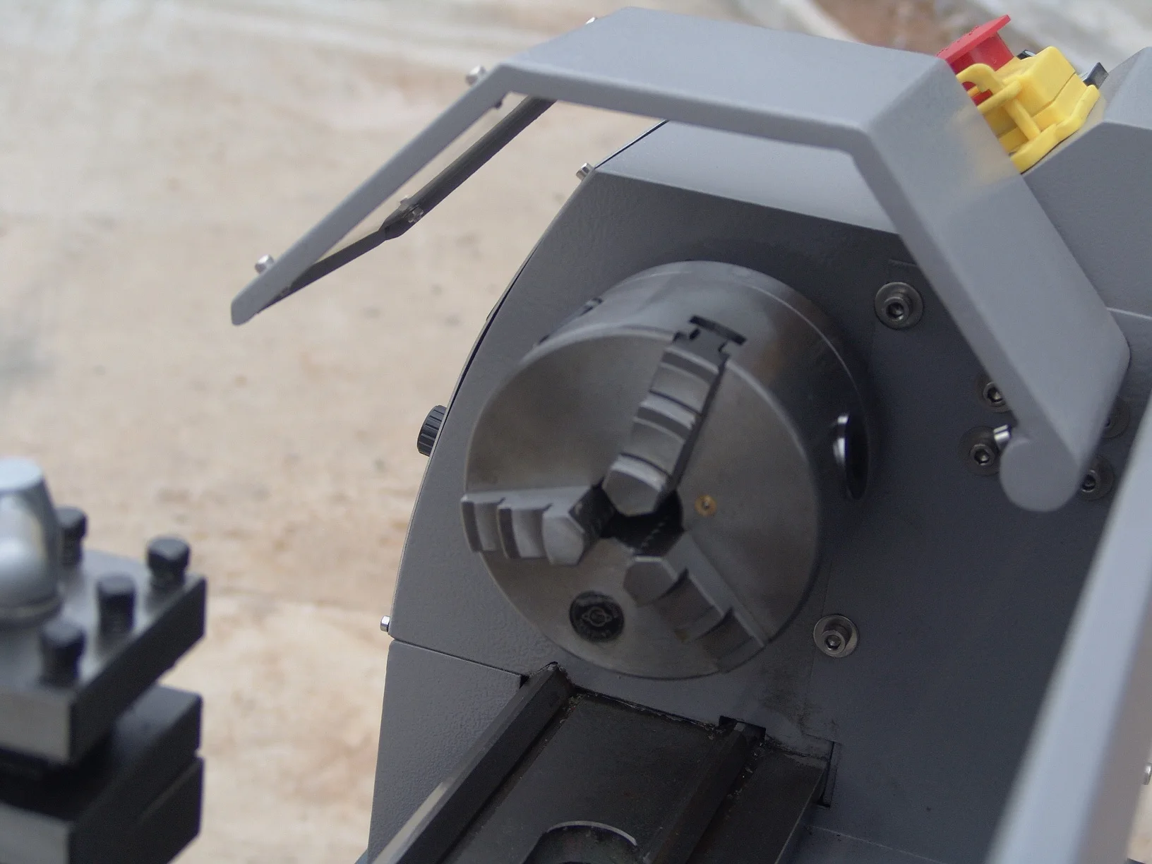 New Condition China Sumore Made Cue Repair Lathe Sp2109ii Bench Lathe