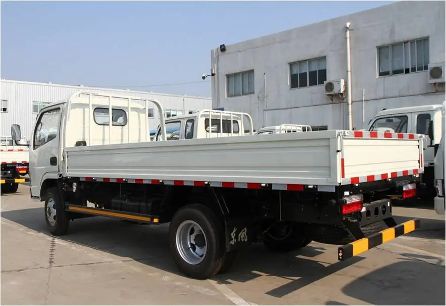 3.5 吨小货车卡车东风出售