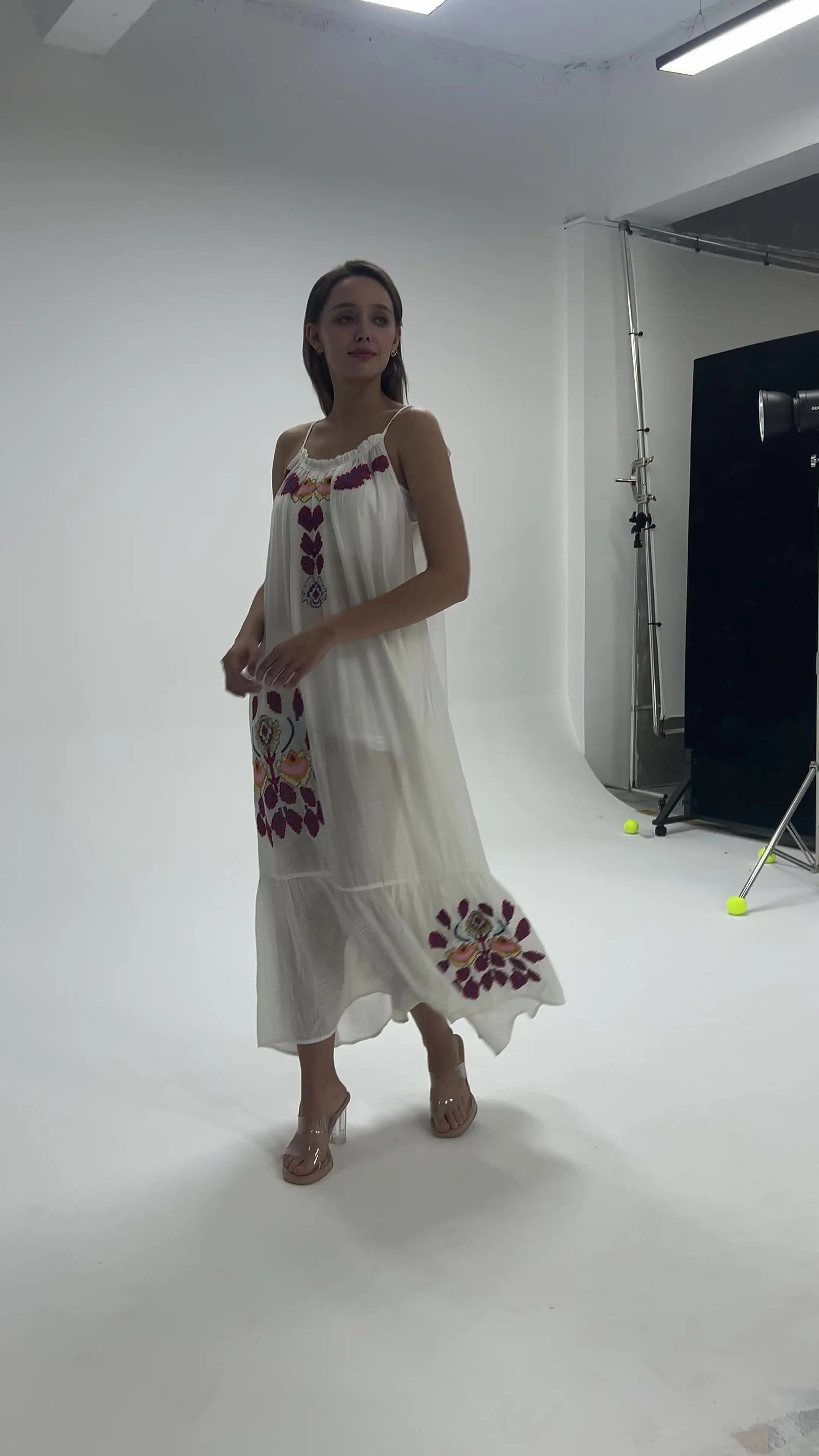 chinese dress ladies EDITCOZY Women Bodycon Maxi Dress Tie Dye Beach Vacation Summer Dresses Sexy  Halter Backless Long Sun Dresses Black White S at Amazon Women's Clothing  store main image 1