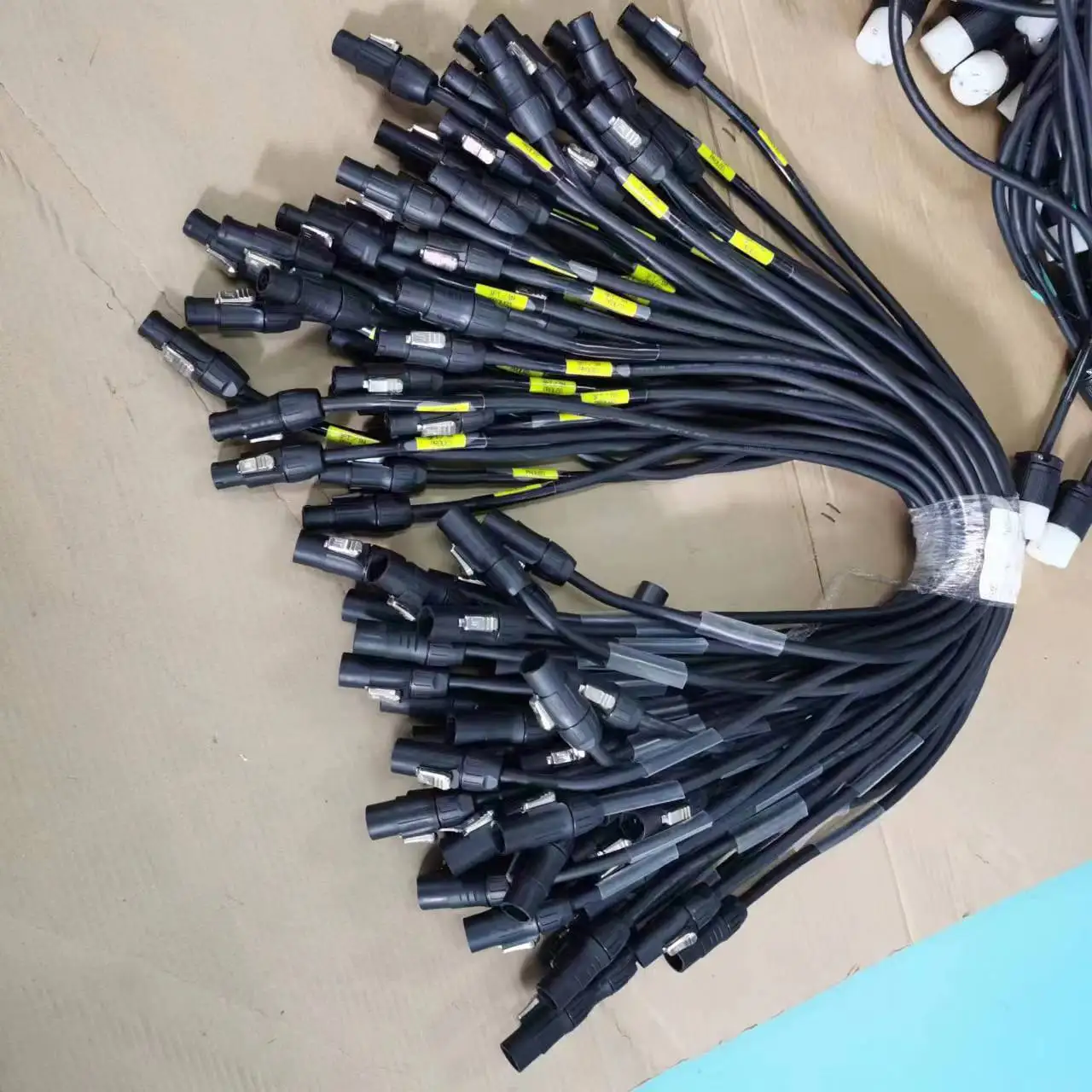 Outdoor Waterproof Truecon Powercon True1 Ac Power Connectors - Buy ...