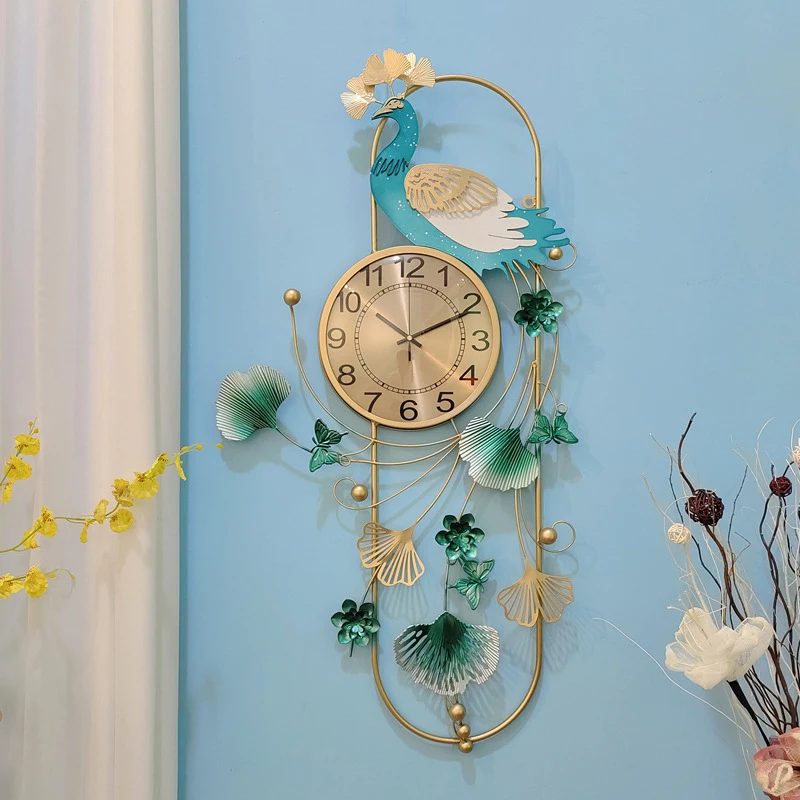 Light Luxury Creative Metal Peacock Design Wall Clock Home Decor For