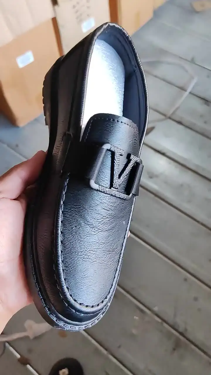 Men's Leather Shoes Stylish Durable All-Season Options