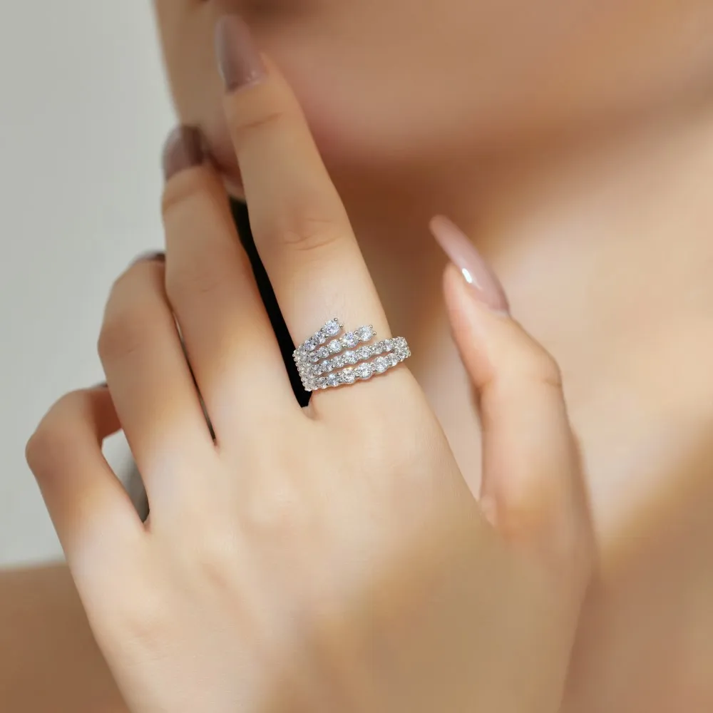 S925 Sterling Silver Niche Ins Fashion Light Luxury Ring for Women Snake-Shaped Wrapped Lab Diamond Rattan Man Silver Ring