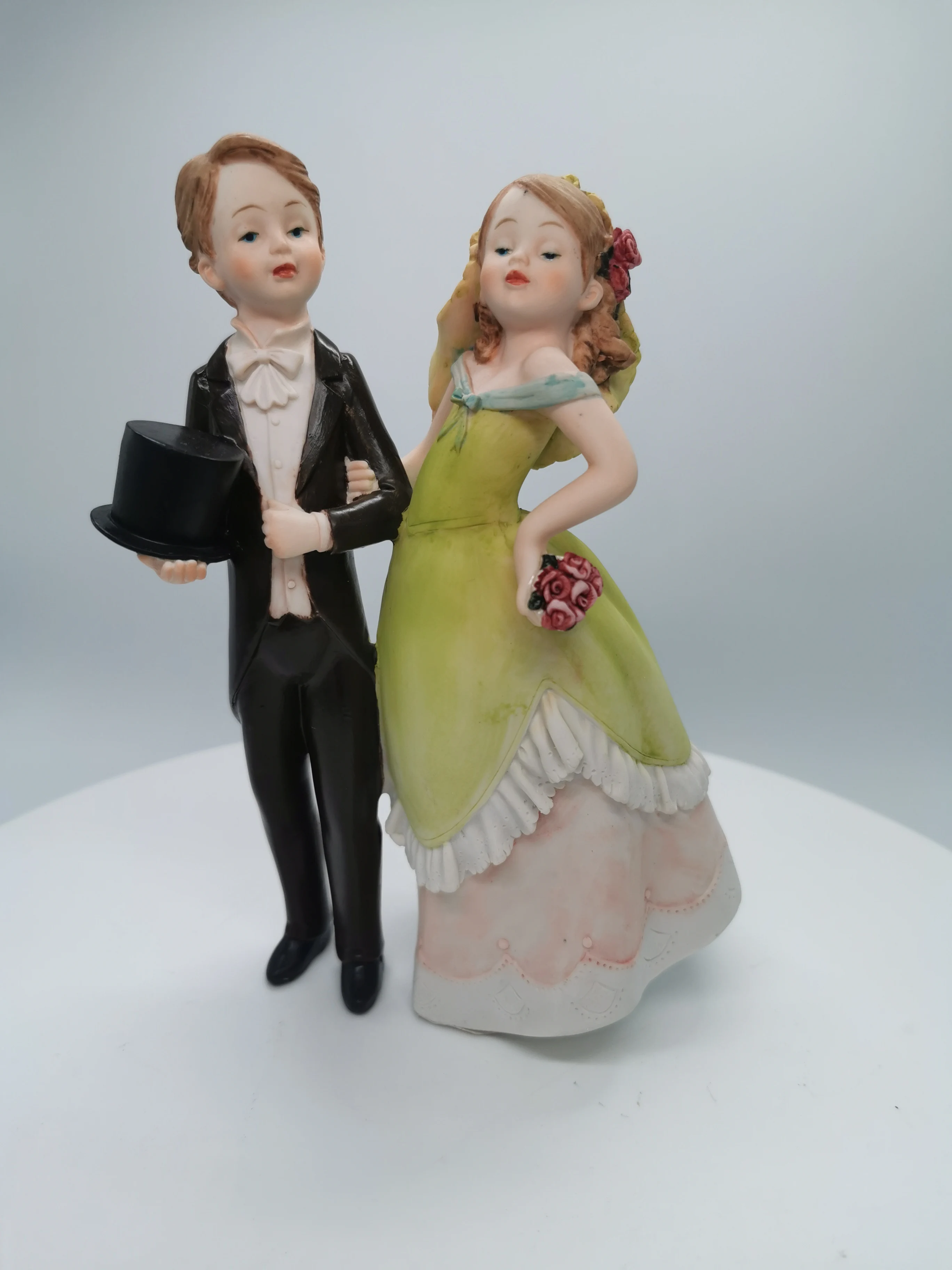 Dolls house figures poly/resin Bride 