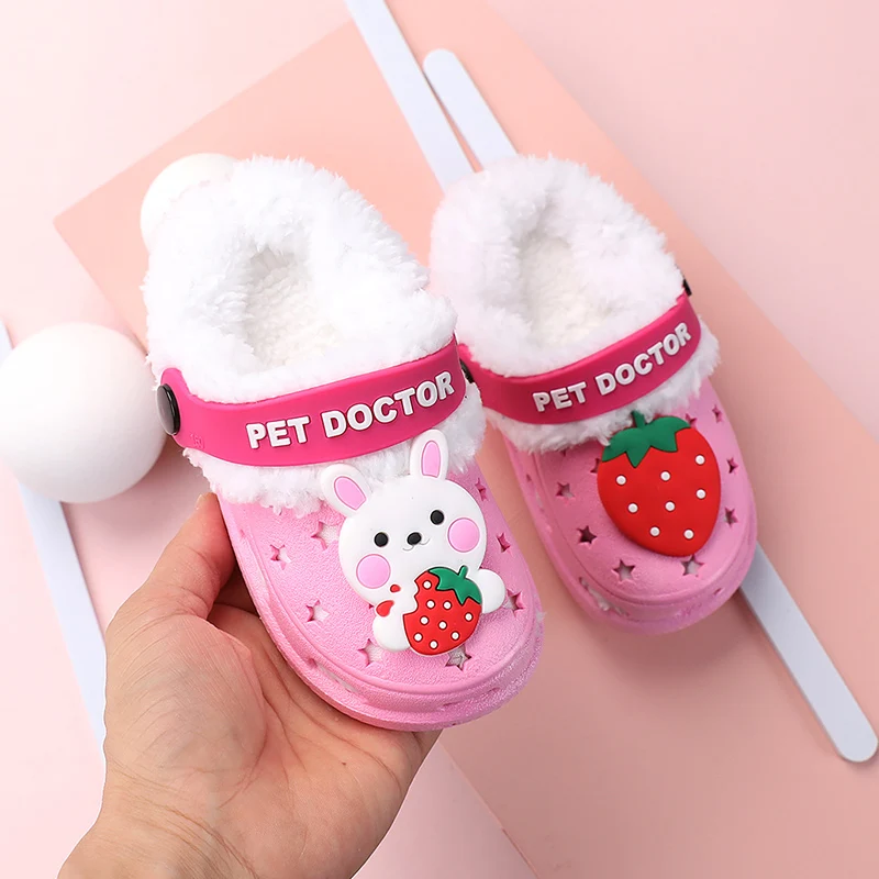 
Kids cute animal fashion hole shoes boy and girl detachable warm plush PVC children garden shoes 