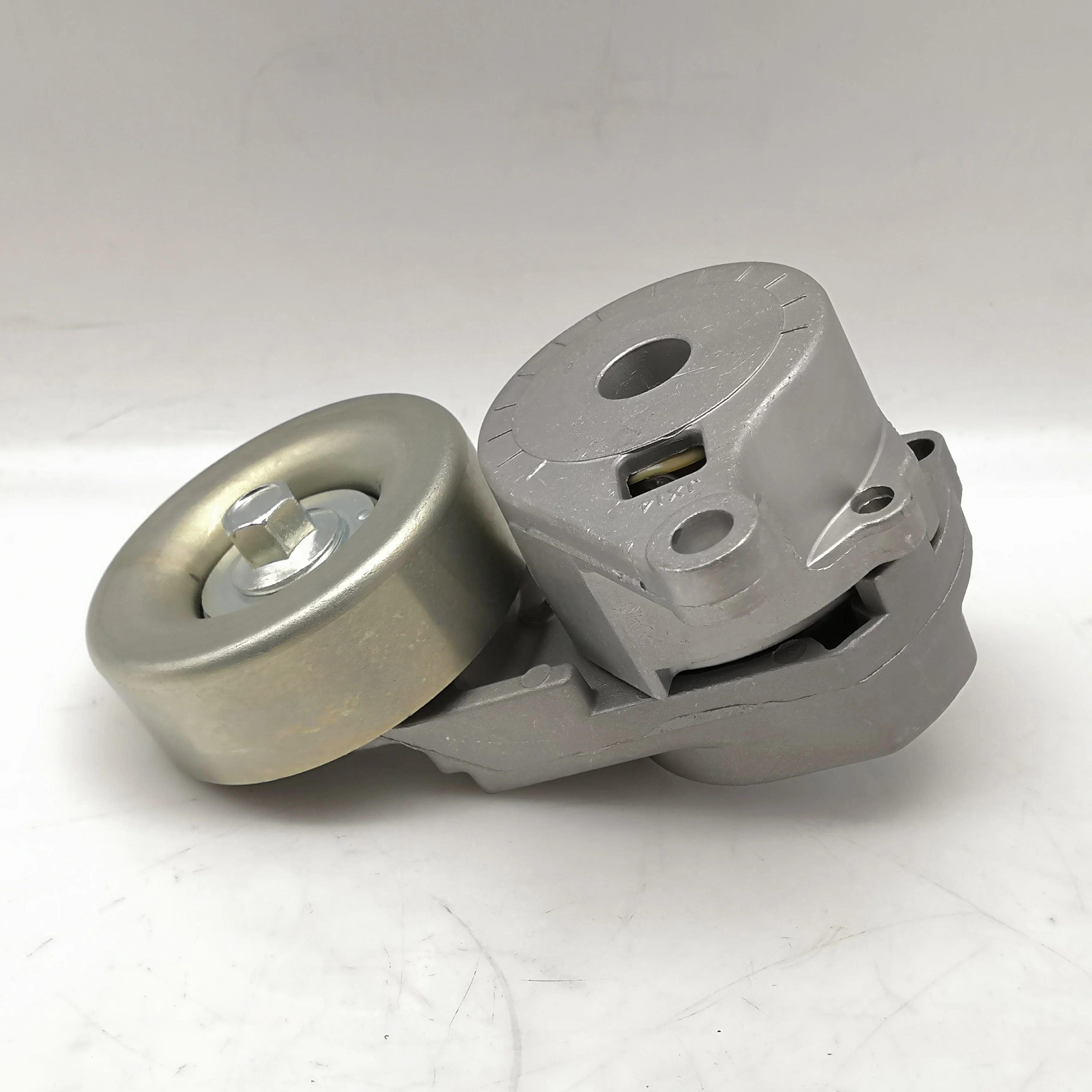 Transmission System Belt Tensioner Pulley Mn149179 For Mitsubishi