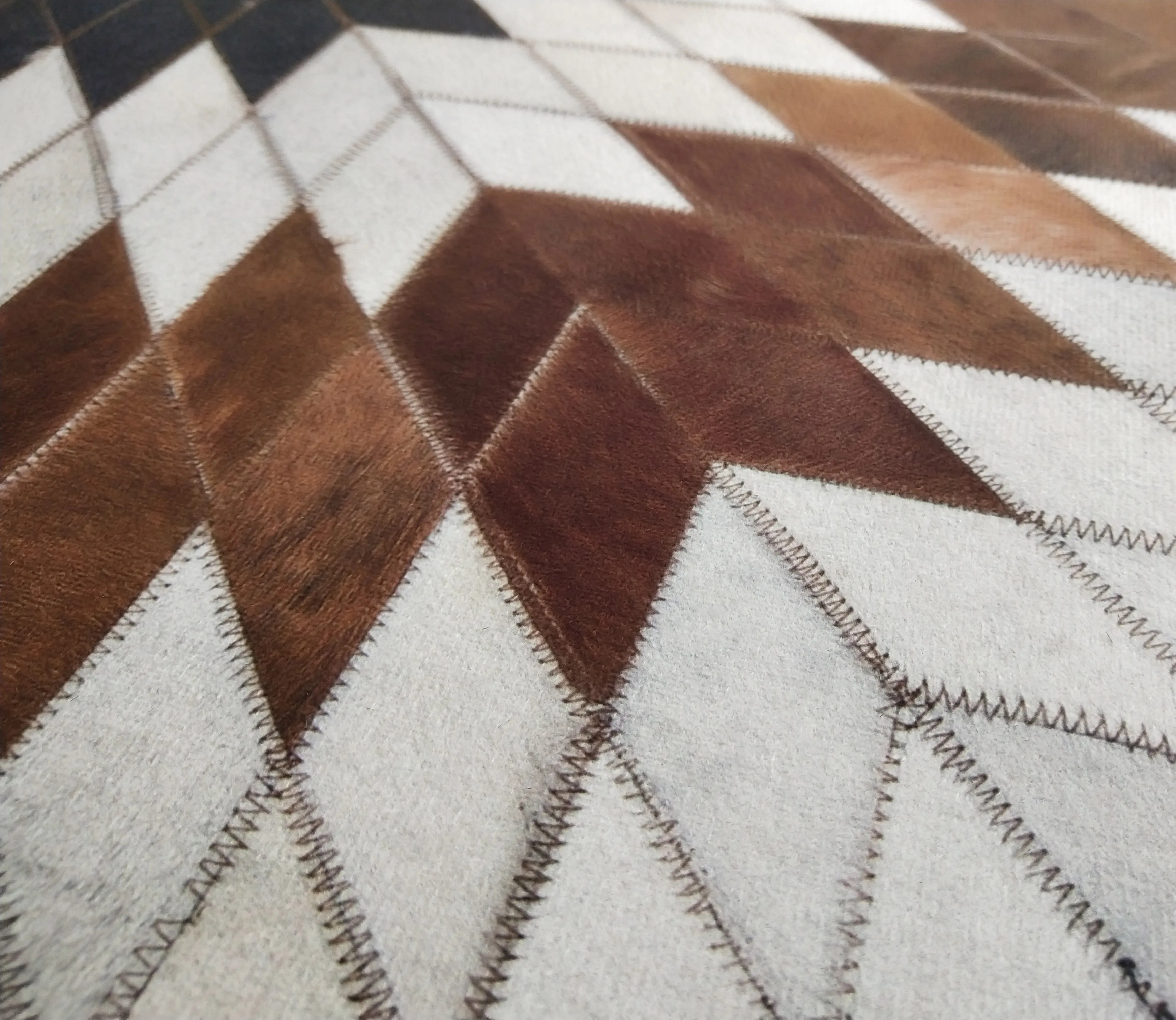 热卖3d 印花拼布牛皮地毯为客厅