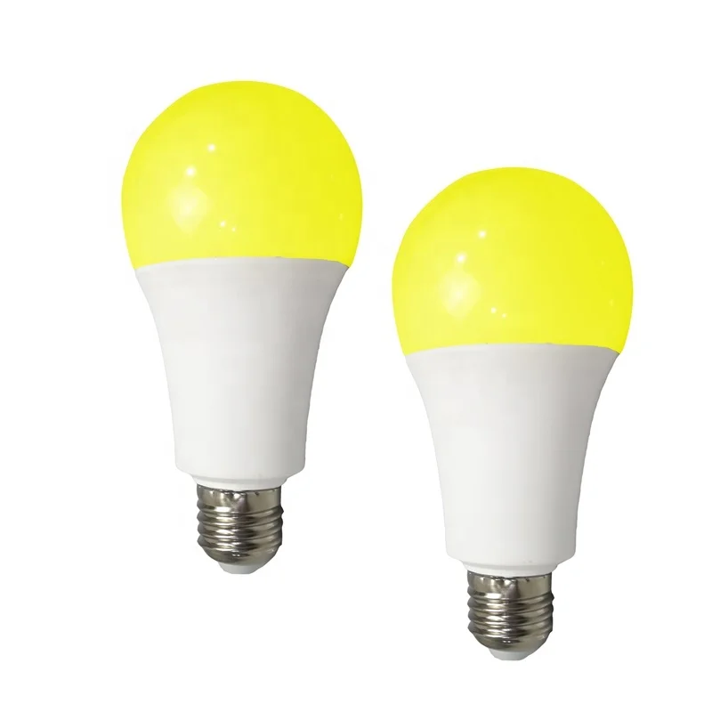 Лампочка в руке фон. Лампочки с желтыми спиралями. Лампочки желтого и белого цвета. Лампочка идея. Желтая лампочка на белом фоне.