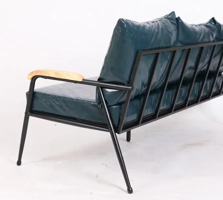 金属框架 坚固的钢架结构,易于拆卸和安装