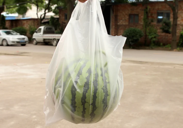 Custom eco friendly biodegradable T-shirt shopping bags for supermarket
