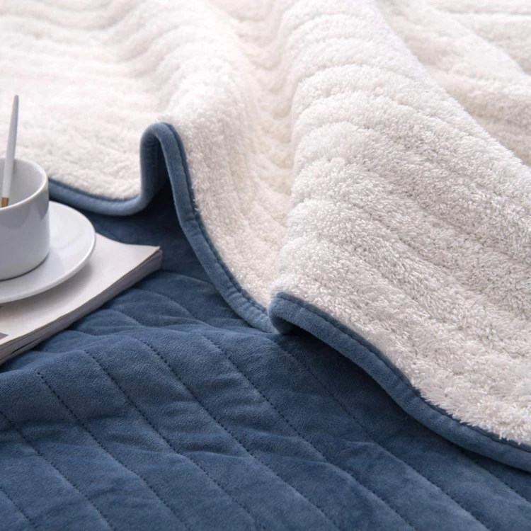 超柔软定制可逆保暖摇粒绒法兰绒毯子 - buy braided fleece blanket