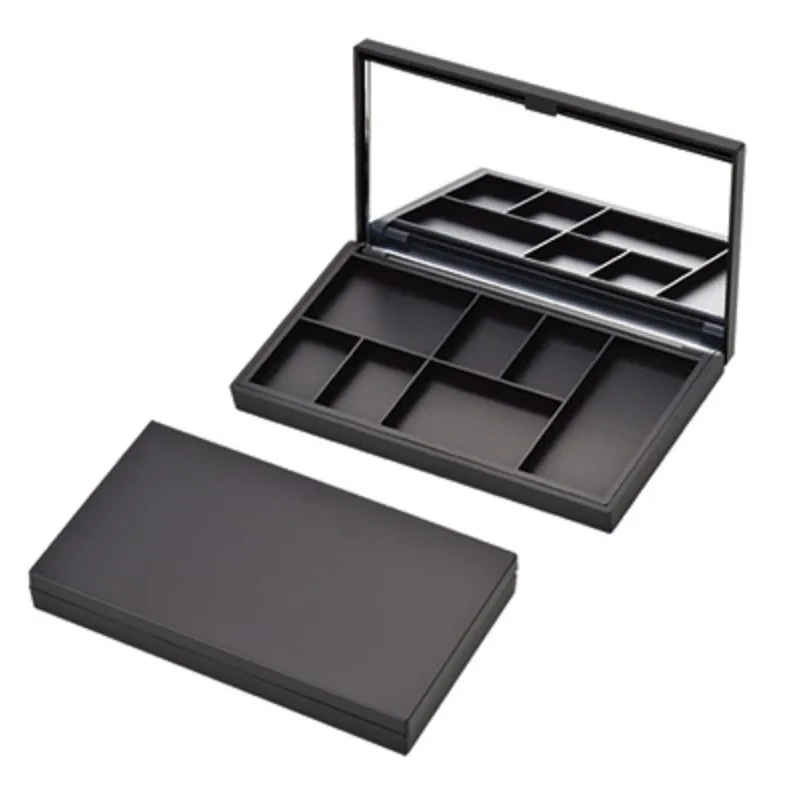 Y267-1 EYESHADOW PALETTE+.jpg