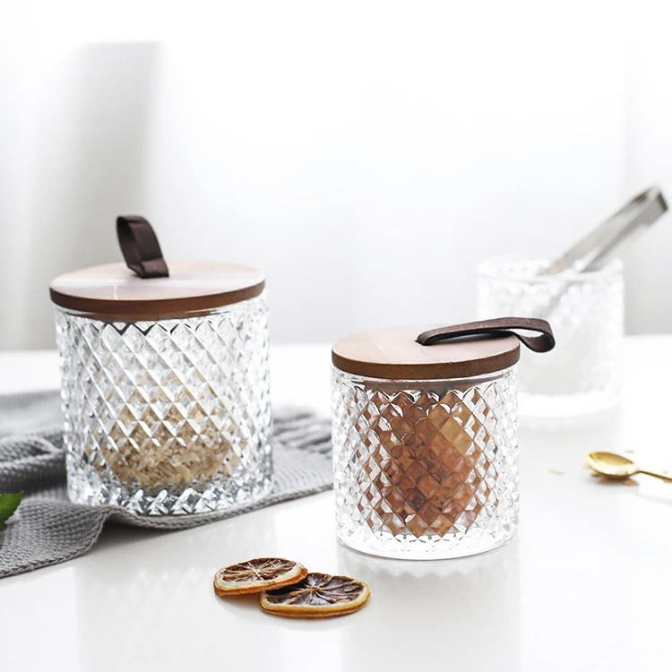 Factory Price White Glass Storage Jar With Wooden Lid 600ml Round