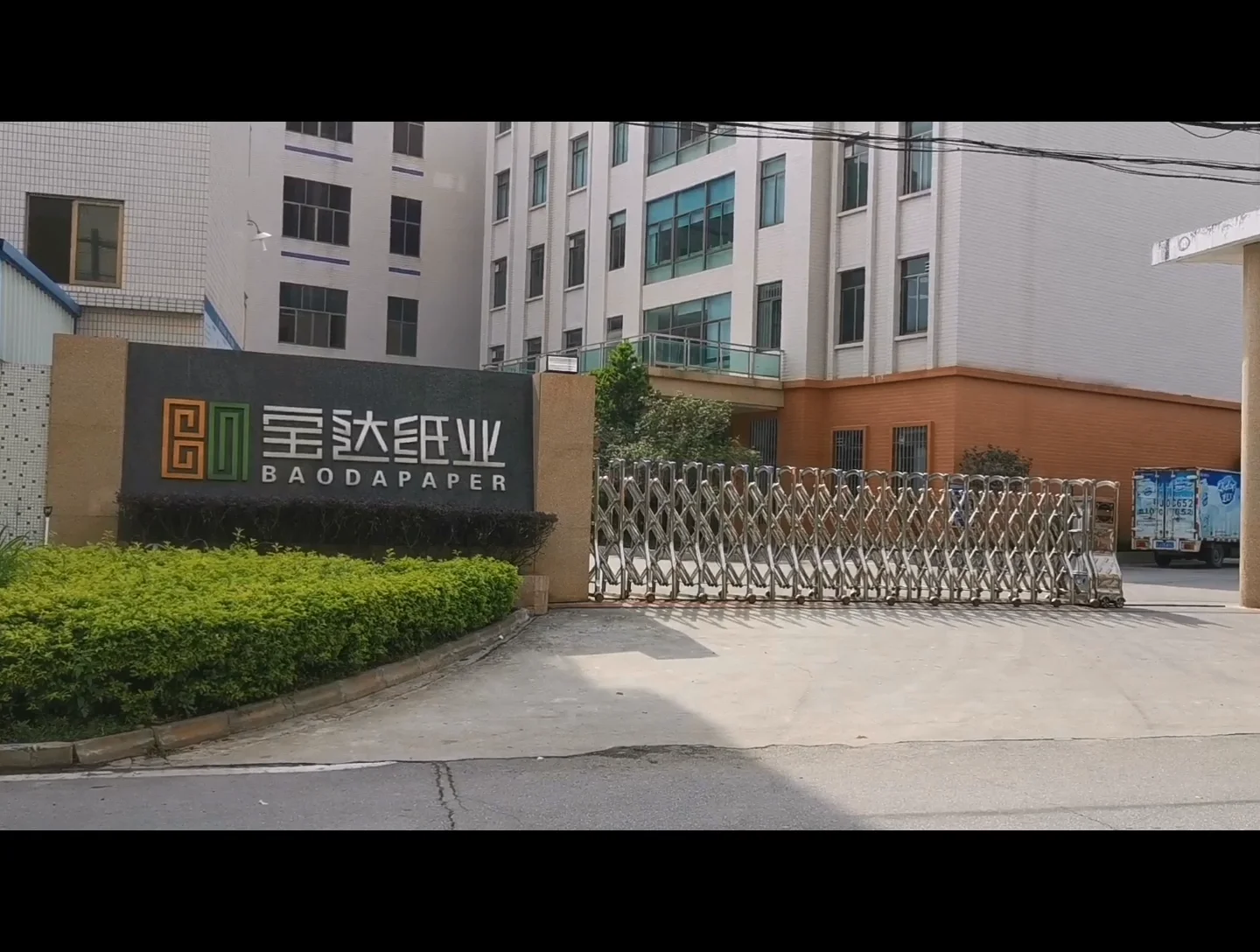 Disposable Restaurant Napkins Embossing Beverage Napkin Virgin Wood