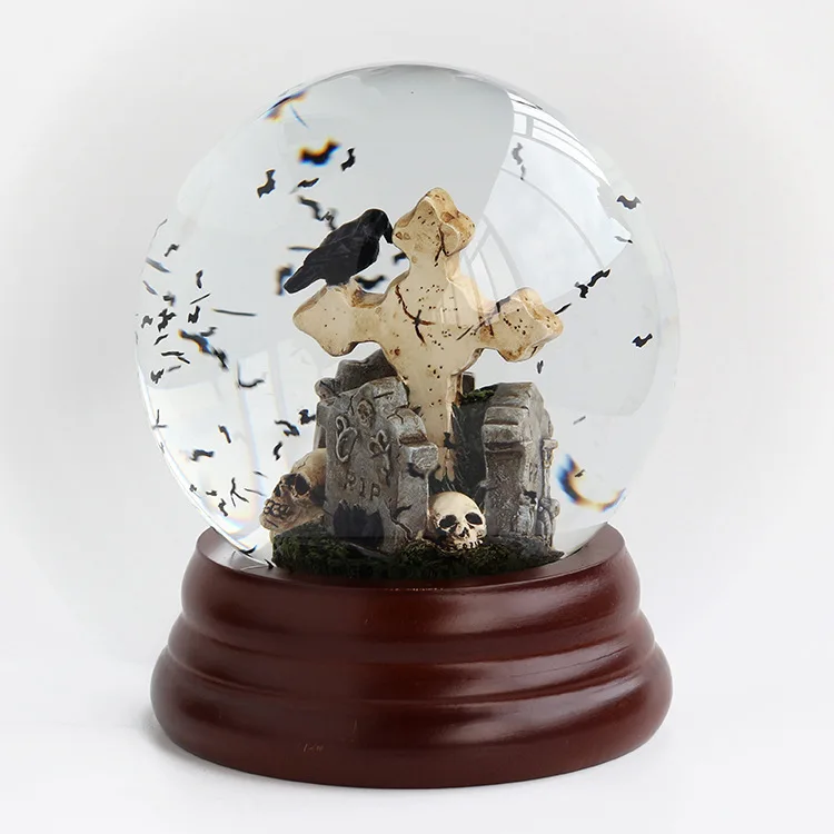 Resin Halloween Water Globe,Glass Skull Water Globe For Holiday Gifts ...